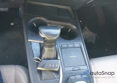 2020 Lexus Ux 200 z USA, uszkodzony, nr VIN JTHX3JBH6L2022283